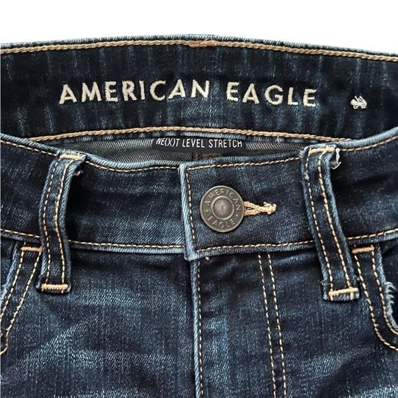 NWOT American Eagle Dark Wash Distressed Hem High Rise Jegging - Picture 4 of 7